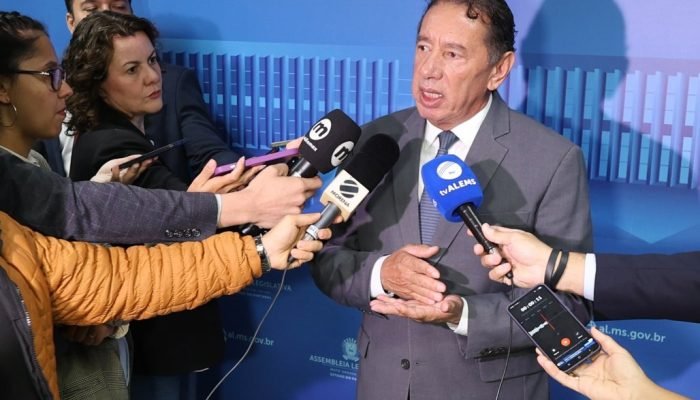 presidente-alems-explica-mudanca-cadeiras