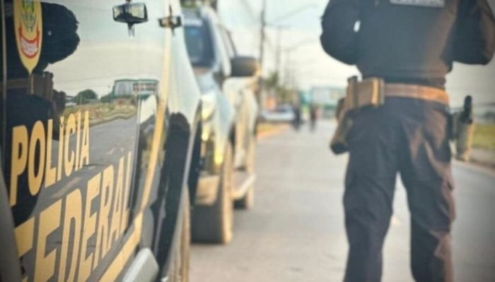 Existe a previsão para abertura de até duas mil vagas na Polícia Federal, mas a portaria de agora só autorizou a metade