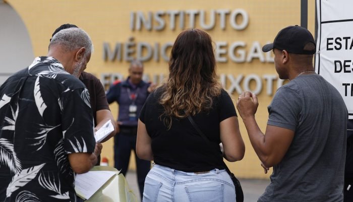 Lula envia ministros para reunião com Castro sobre operação no Rio