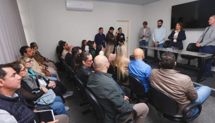 Reunião da prefeita com os secretários. — Foto: Reunião da prefeita com os secre