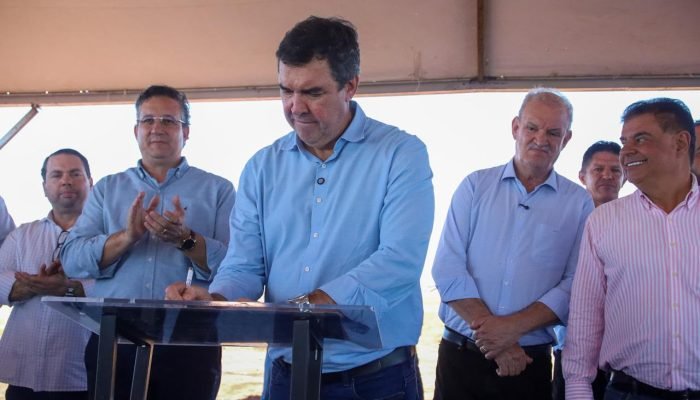 Riedel durante agenda em Nova Alvorada do Sul. — Foto: Riedel durante agenda em
