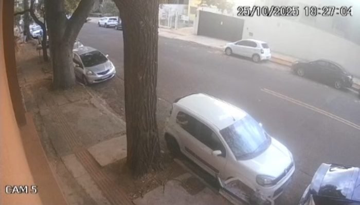 Um dos locais onde ocorreu um dos furtos — Foto: Um dos locais onde ocorreu um d