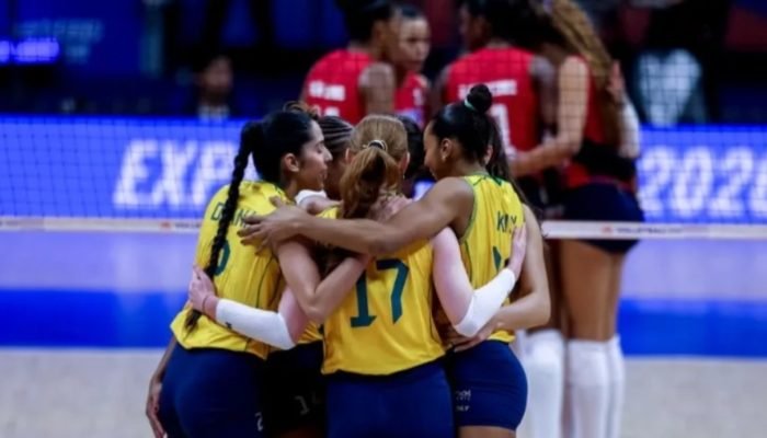 Equipe de Zé Roberto cresce após perder a primeira parcial e fecha jogo em Brasí
