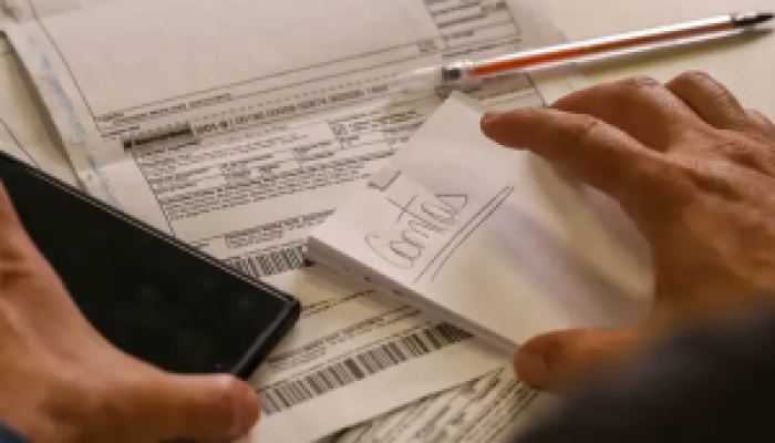 Salário mínimo de R$ 1.621 começa a ser pago nesta segunda