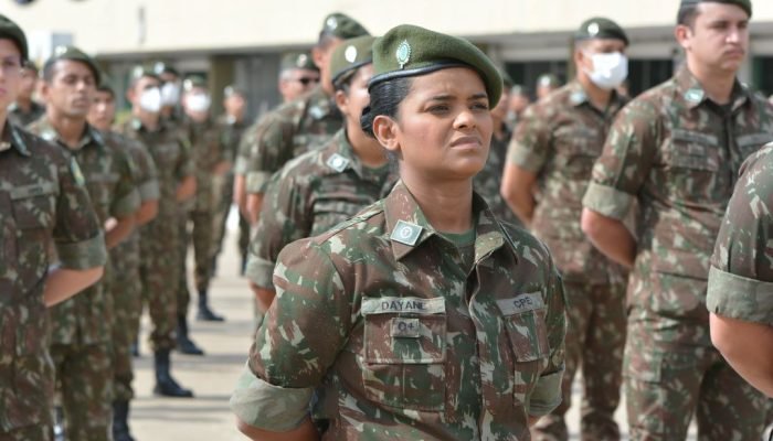 servico-militar-feminino