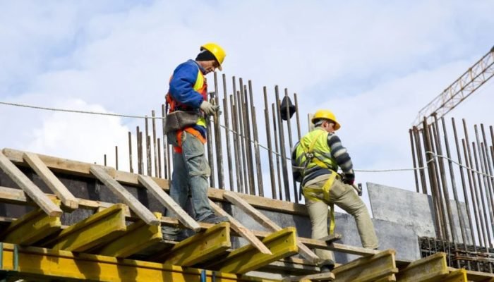 setor-da-construcao-critica-uso-do-fgts-para-dividas