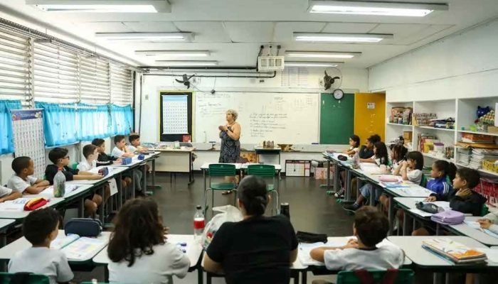 stf-assegura-piso-salarial-a-professores-temporarios