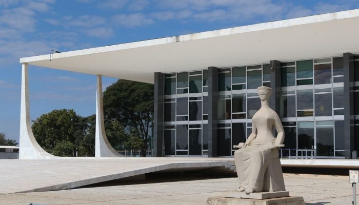 GDF pede a Moraes laudo médico antes de eventual prisão de Bolsonaro