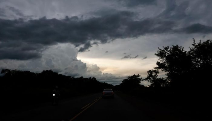 tempo-chuva-nublado-tempestade-temporal-
