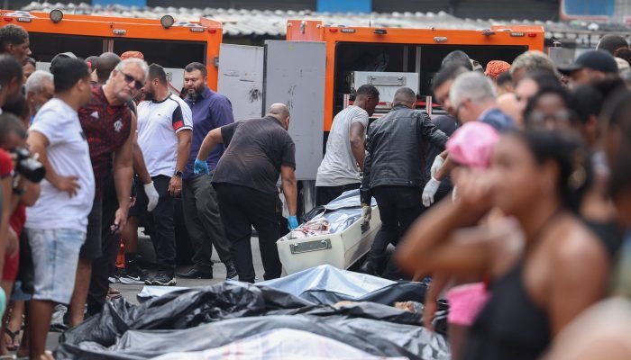 DPU pede para acompanhar perícia de mortos após operação no Rio