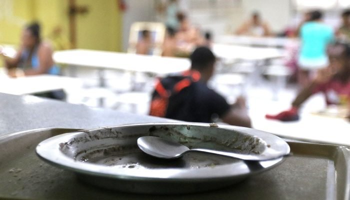 Quase Metade das cidades brasileiras carecem de estrutura para combater a fome, aponta ibge