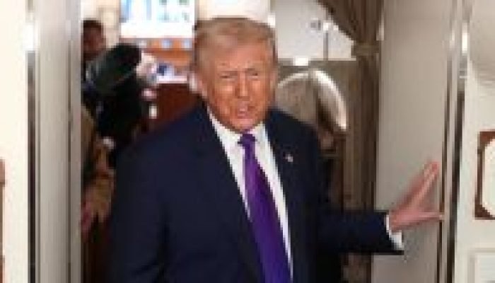 trump-air-force-one-e1771539006537