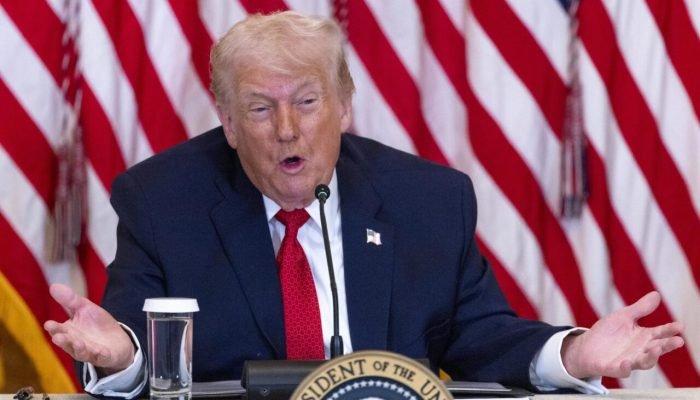 Trump processa Receita Federal e Tesouro dos EUA