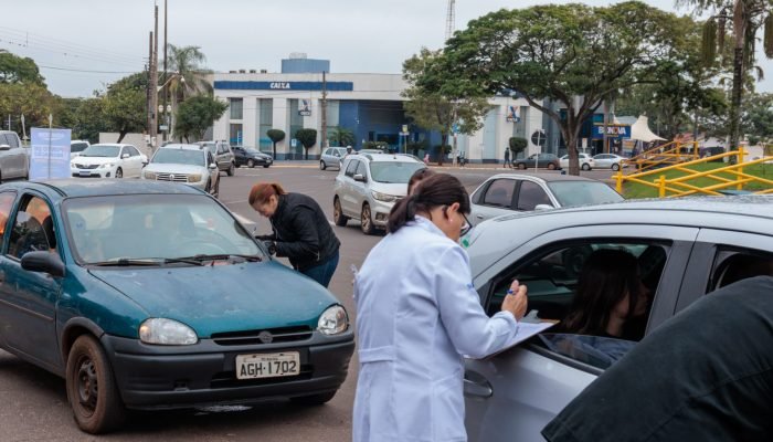 vacinacao-drive-thru-929-1536x1024-1