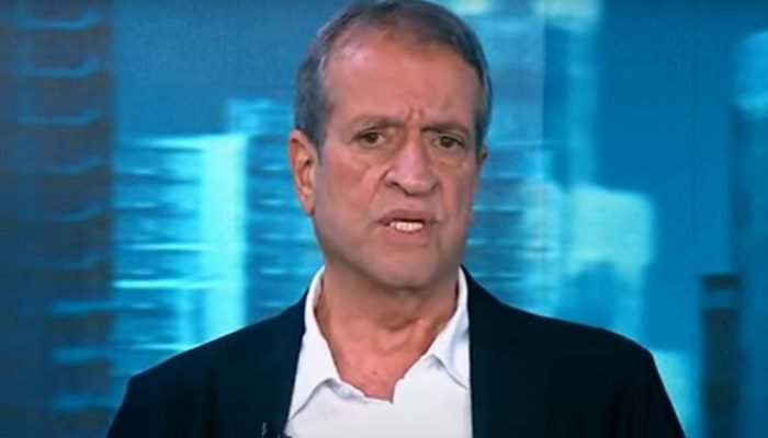 Valdemar Costa Neto acena com festa para Tarcísio no PL, mas Bolsonaro decide