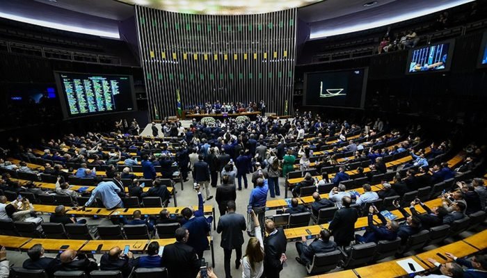 vetos-caem-e-municipios-inadimplentes-poderao-receber-recursos