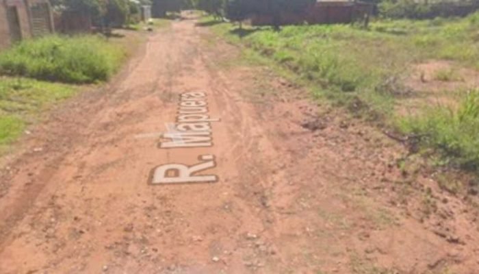 Mulher é presa por desacato após denúncia de homem nu em Campo Grande