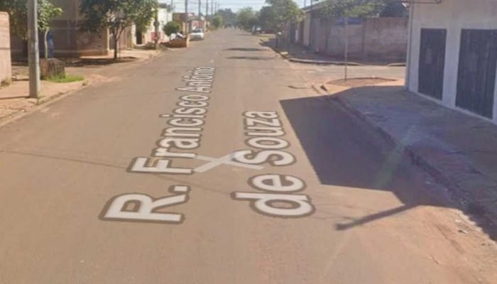 Em Campo Grande, homem com deficiência agride namorada em bar e é preso