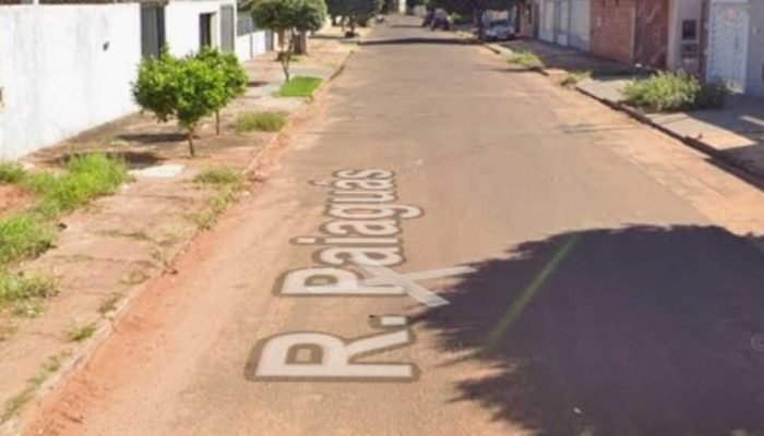 Jovem tenta fugir da PM invadindo casas e acaba preso em Campo Grande