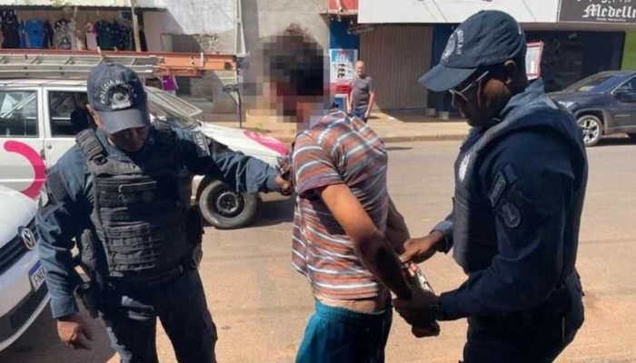 Homem é preso por furtar shampoo de pet shop em Três Lagoas
