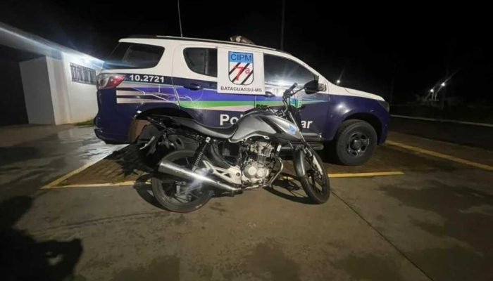 Jovem sem CNH tenta fuga da polícia com adolescente na garupa e acaba preso em Bataguassu