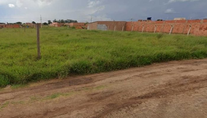 Jovens Furtam e Defecam em Residência em Campo Grande