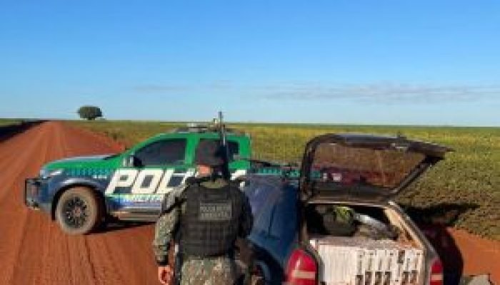 Contrabandista abandona carro e acaba preso em plantação de soja após perseguição