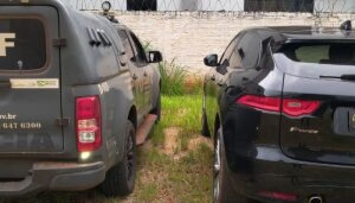 Policiais recuperam Jaguar de luxo avaliado em R$ 315 mil