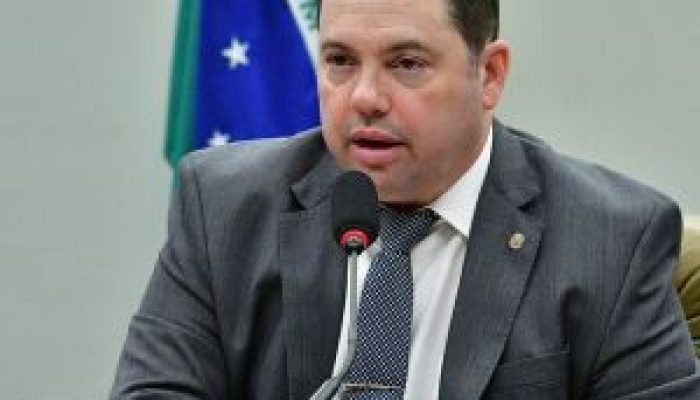 Rodolfo Nogueira apresenta projeto de decreto para acabar com 'indústria da multa' no campo