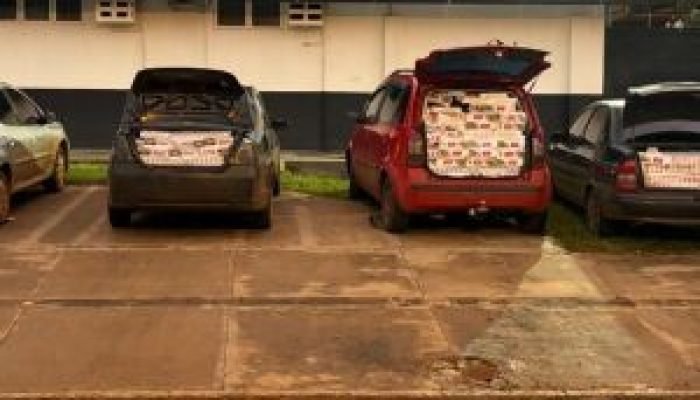 Polícia prende quatro homens com 3,200 pacotes de cigarros e mercadorias paraguaiesas