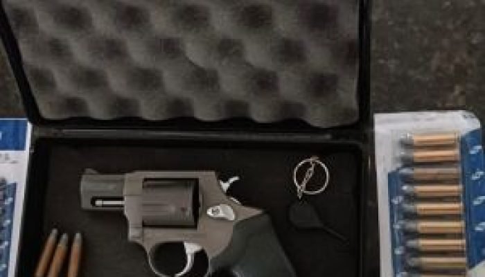 Arma de fogo usada por homem para ameaçar ex-companheira é apreendida