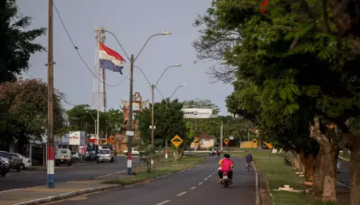 Irmãs de 5 e 10 anos sofreram queimaduras com fogos de artifício — Foto: Foto: A