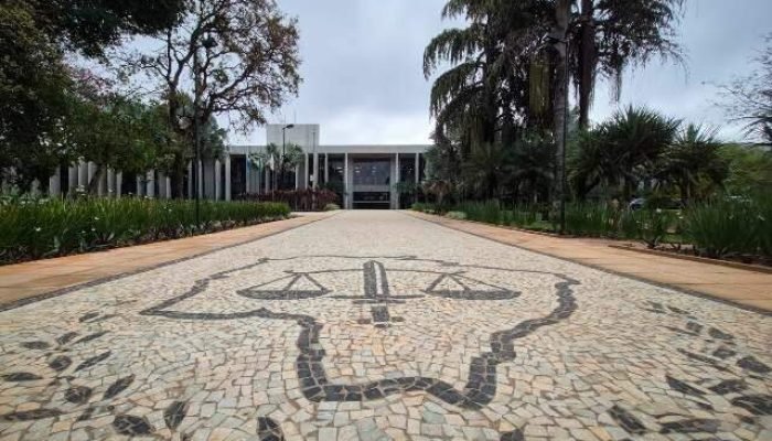 TJMS impede juíza de se promover e atuar como coach em redes sociais
